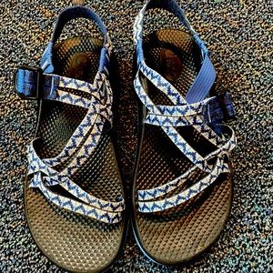Chaco Sandals, Youth 5 Fits Women’s 6.5-7